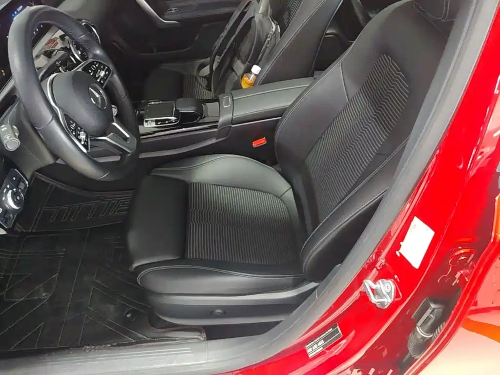 Mercedes-Benz A-Class (Import) — миниатюра 15