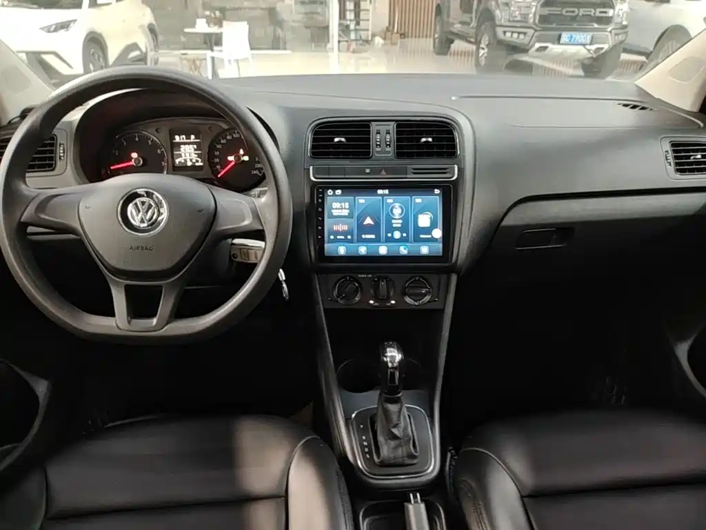 Volkswagen Polo — миниатюра 10