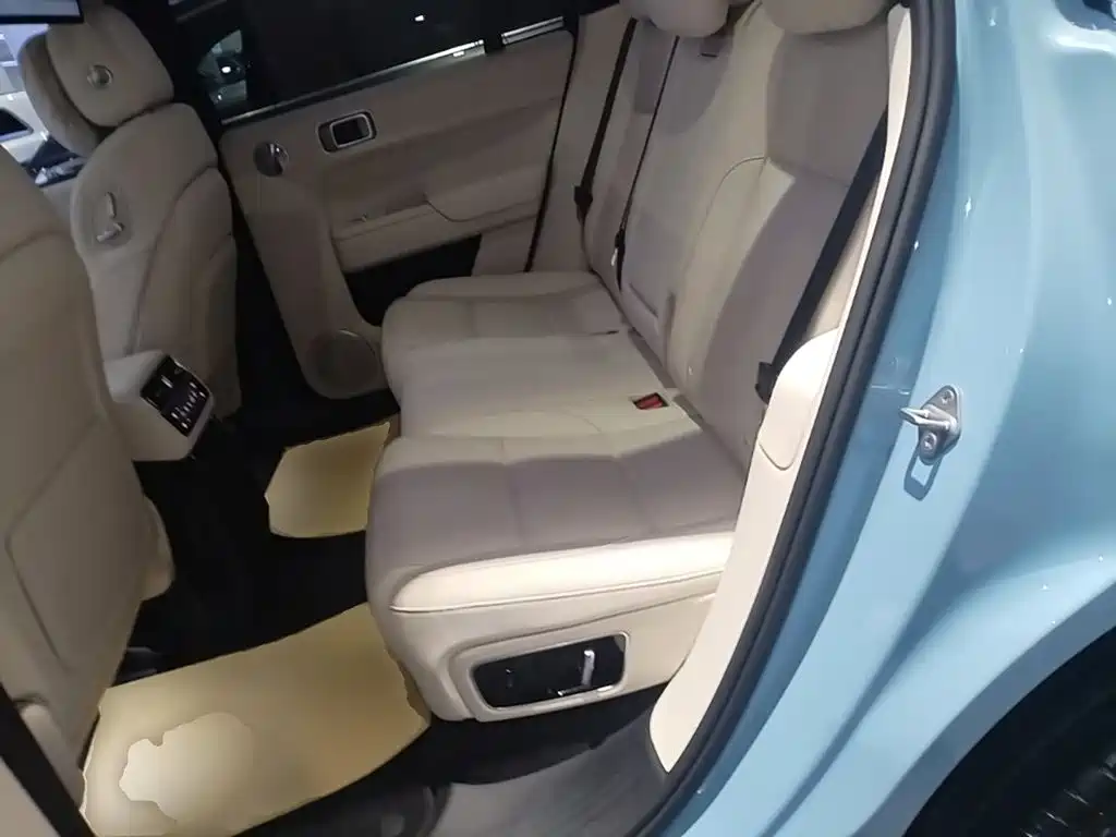 Li Auto Li L7 — миниатюра 17