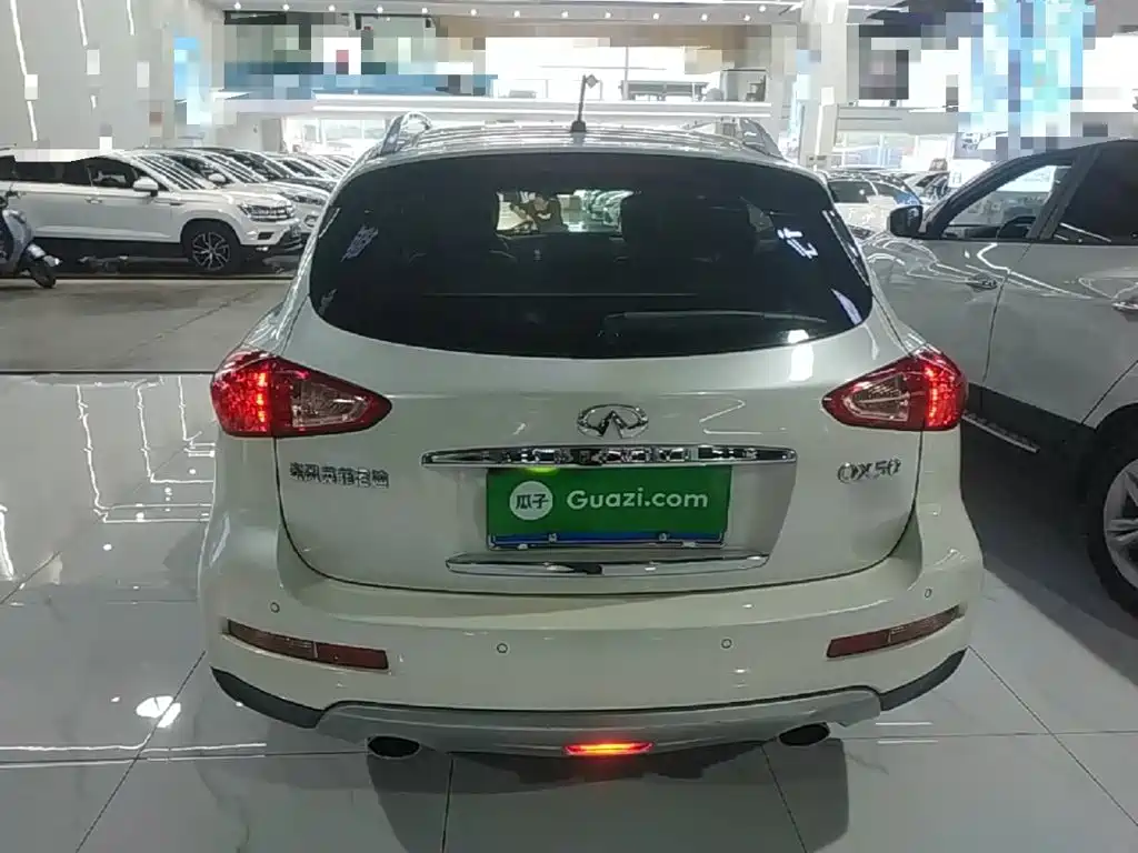 Infiniti QX50 — миниатюра 6