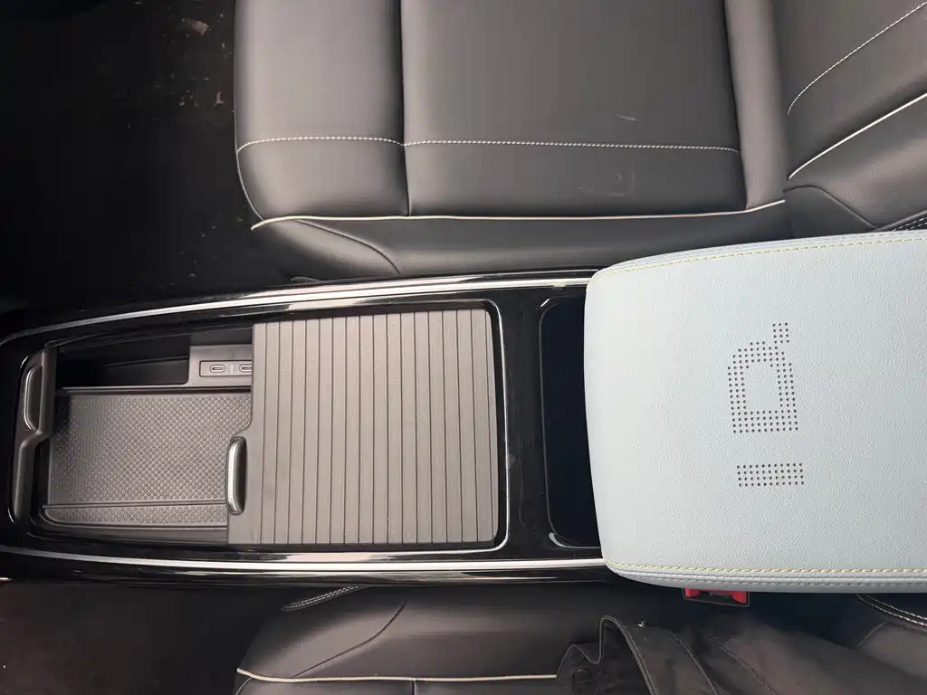 Volkswagen ID.4 X — миниатюра 11