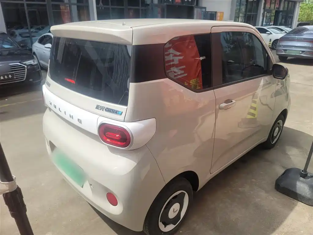 Wuling Mini EV MINIEV 2024 215km