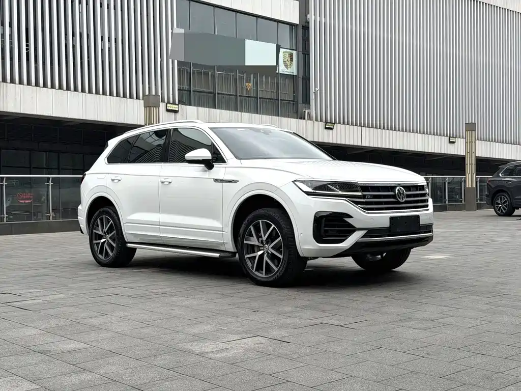 Volkswagen Touareg — миниатюра 3