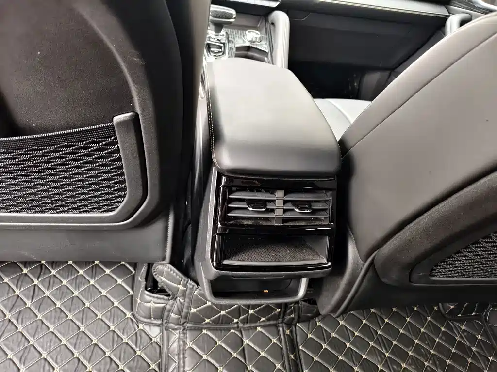 Geely Xingyue L — миниатюра 12