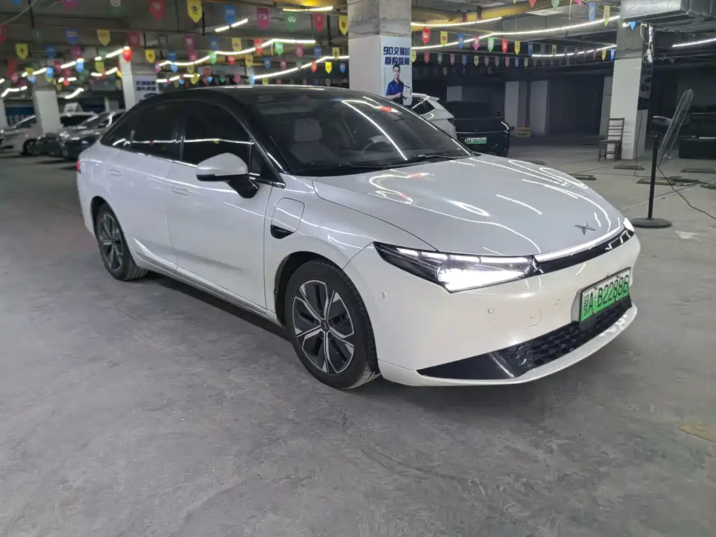 XPeng P5 — миниатюра 3