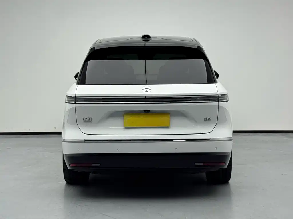 NIO ES8 — миниатюра 6