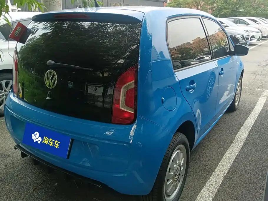 Volkswagen up! — миниатюра 3