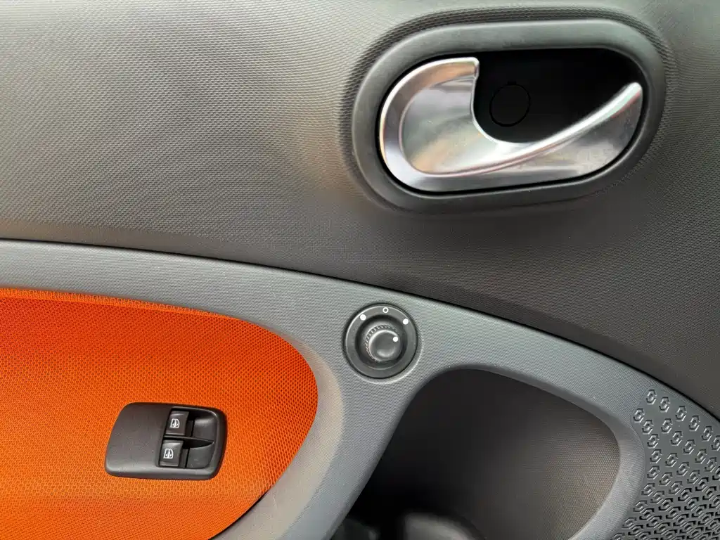smart Smart Fortwo — миниатюра 15