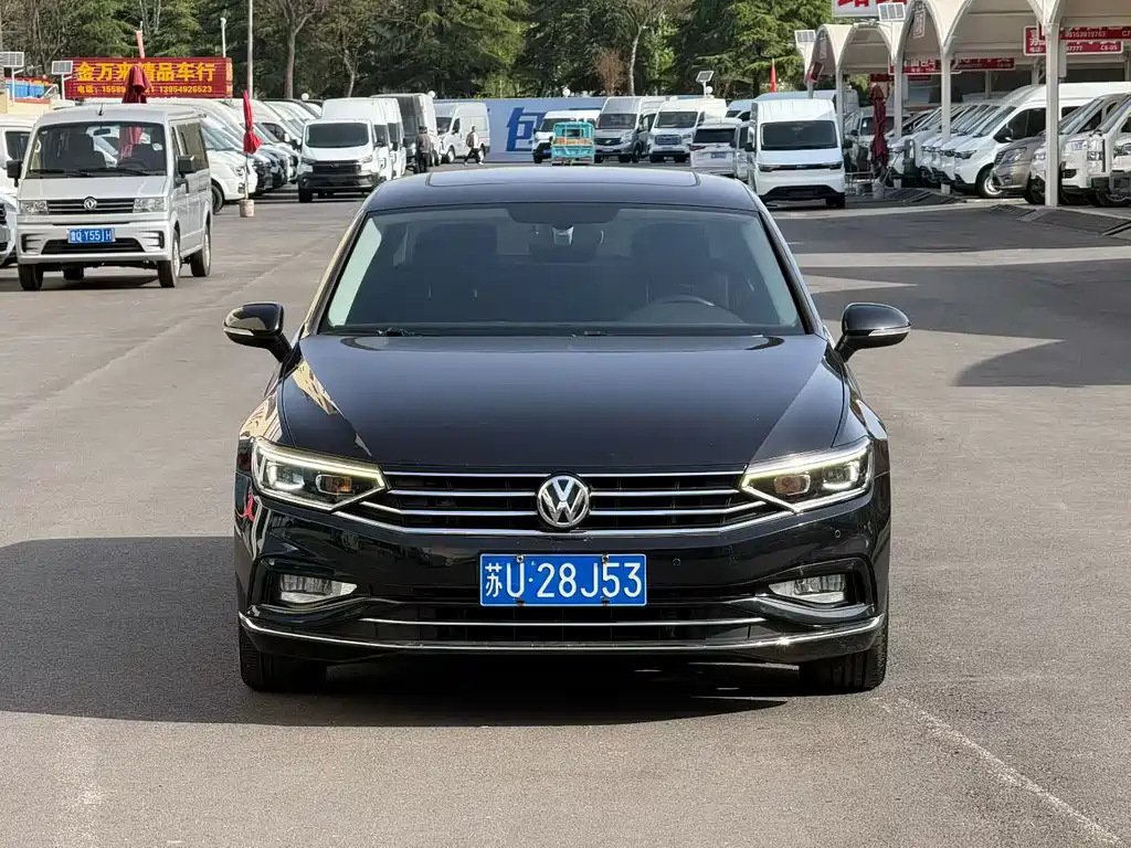 Volkswagen Magotan — миниатюра 2