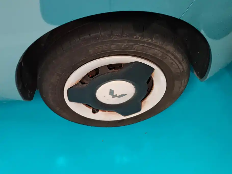 Wuling MINIEV — миниатюра 6