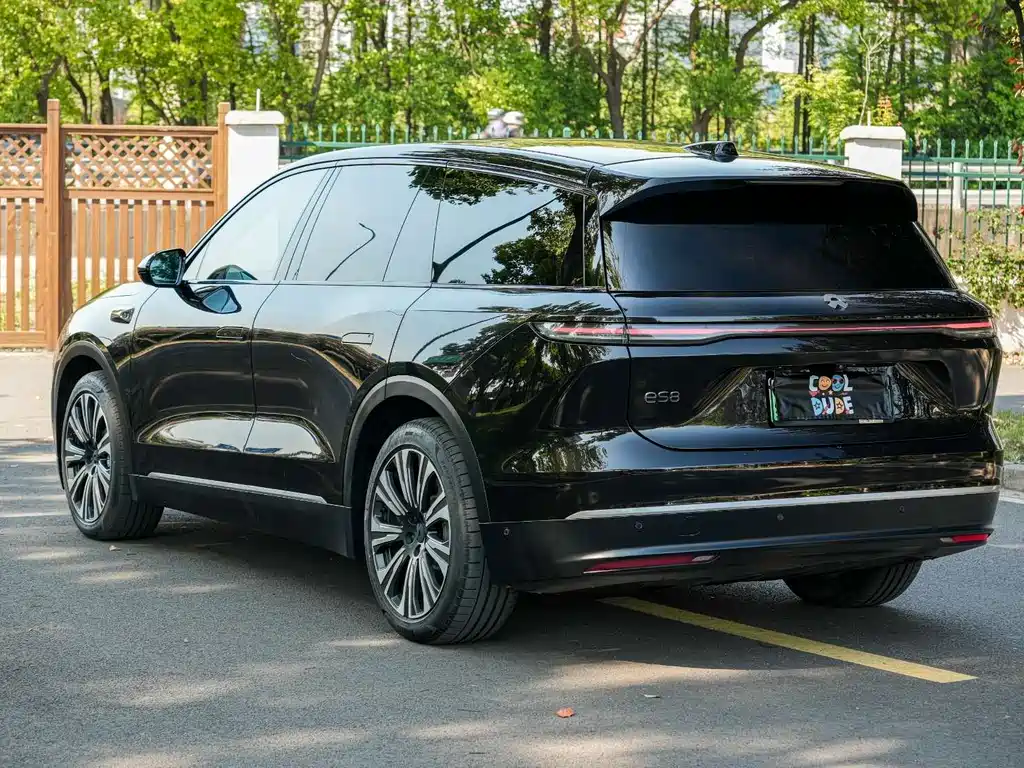 NIO ES8 2024 75kWh Executive