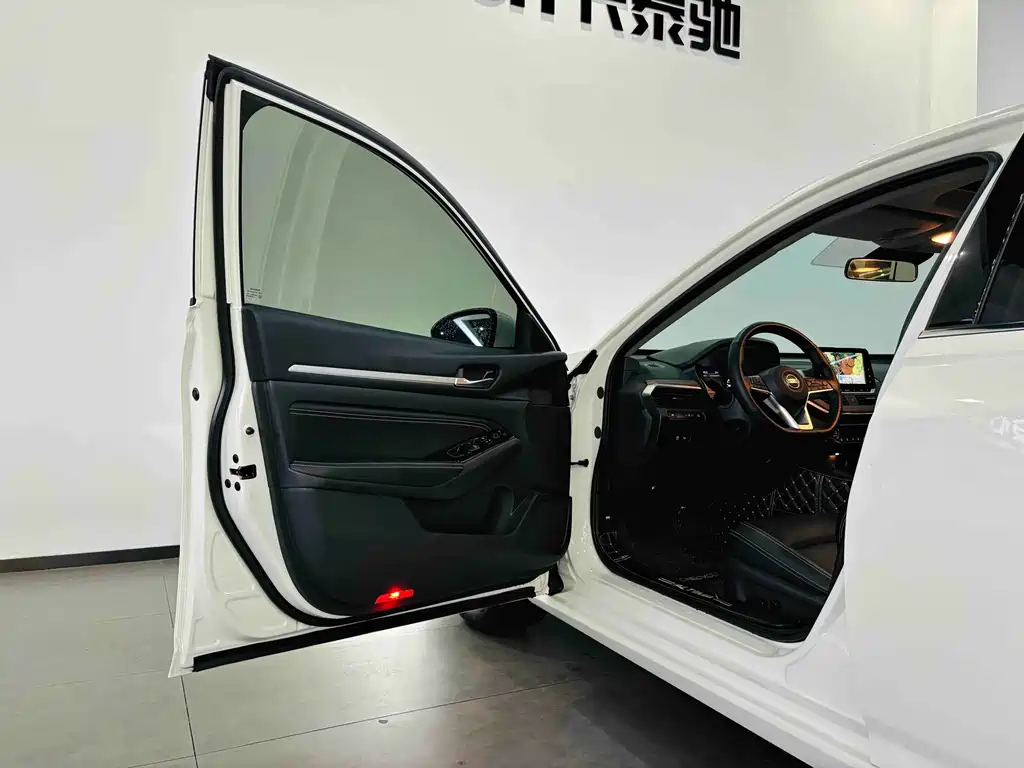 Nissan Teana — миниатюра 10