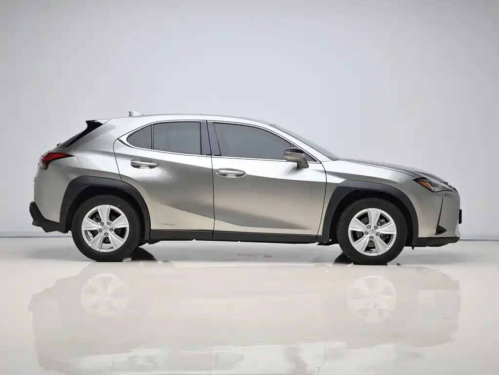 Lexus UX — миниатюра 8
