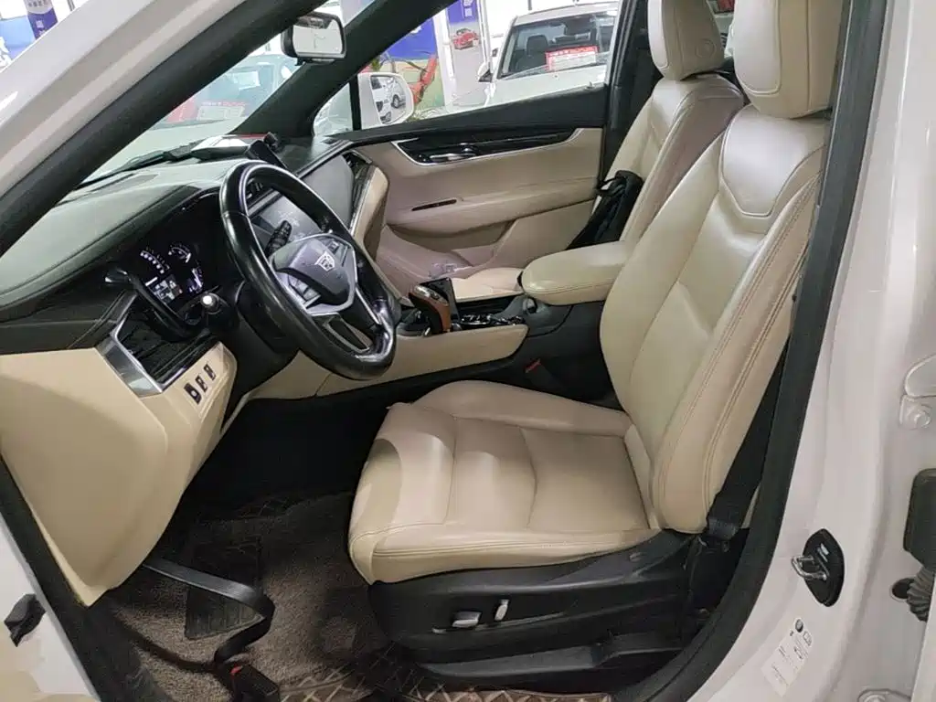 Cadillac XT5 — миниатюра 15
