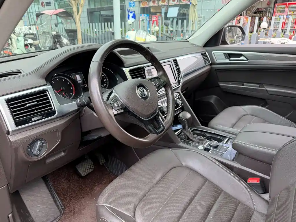 Volkswagen Teramont — миниатюра 7