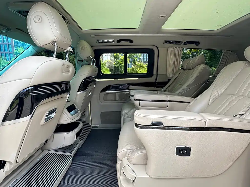 Mercedes-Benz V-Class — миниатюра 19
