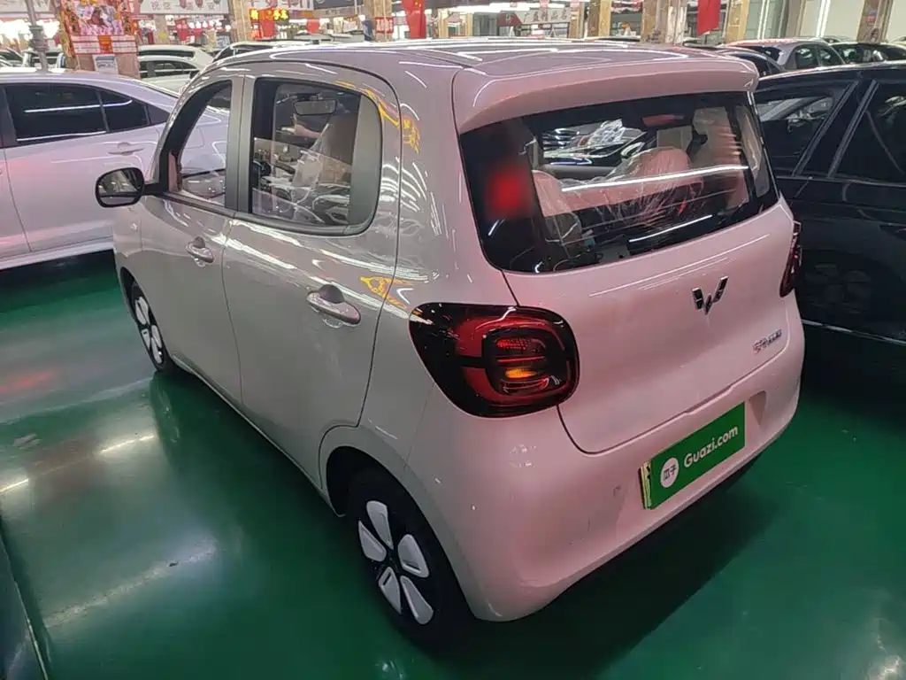 Wuling MINIEV — миниатюра 5