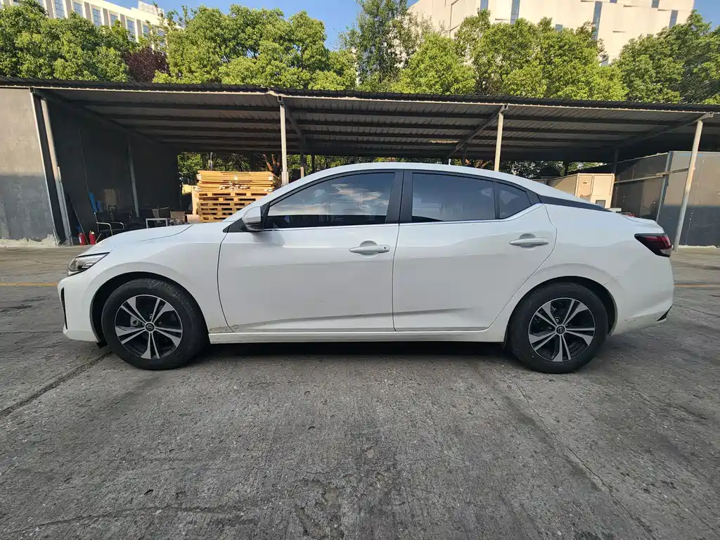 Nissan Sylphy — миниатюра 5