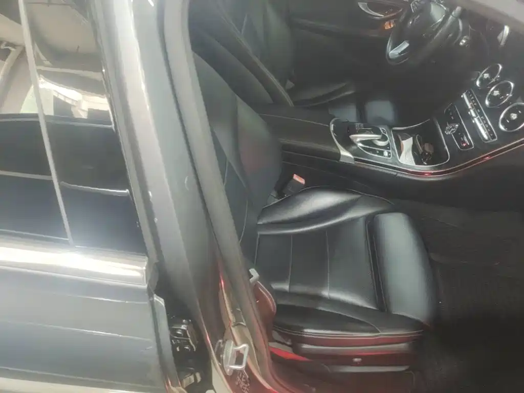 Mercedes-Benz C-Class — миниатюра 20