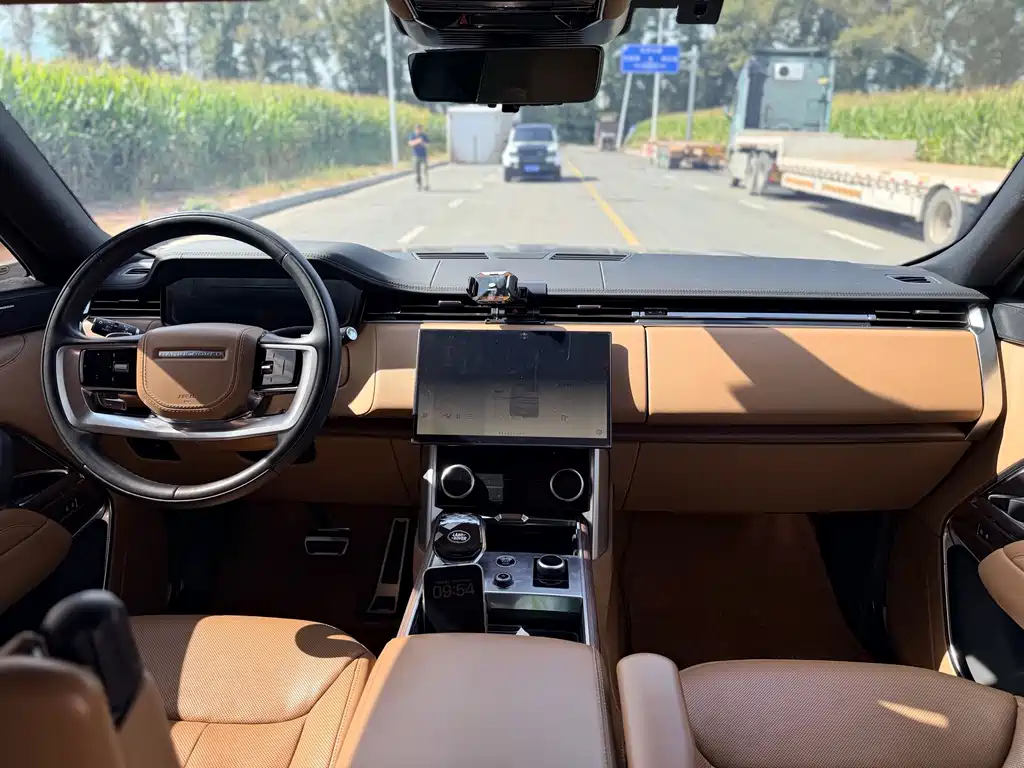 Land Rover Range Rover — миниатюра 22