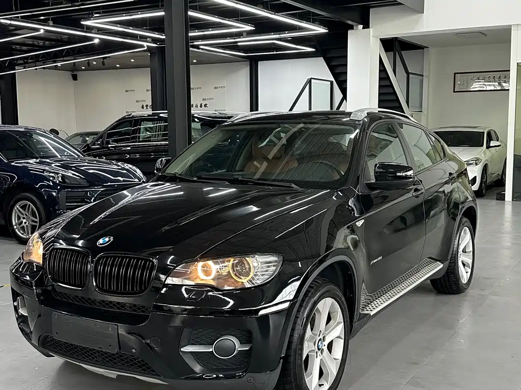 BMW X6 2012