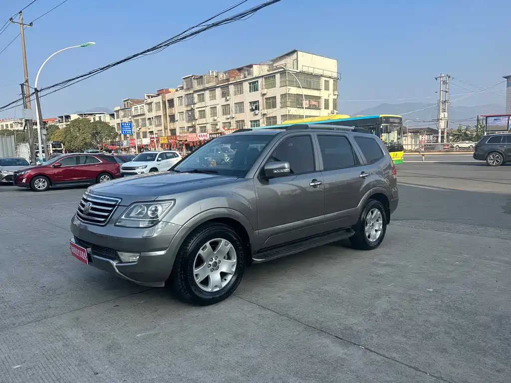 Kia Borrego — миниатюра 2