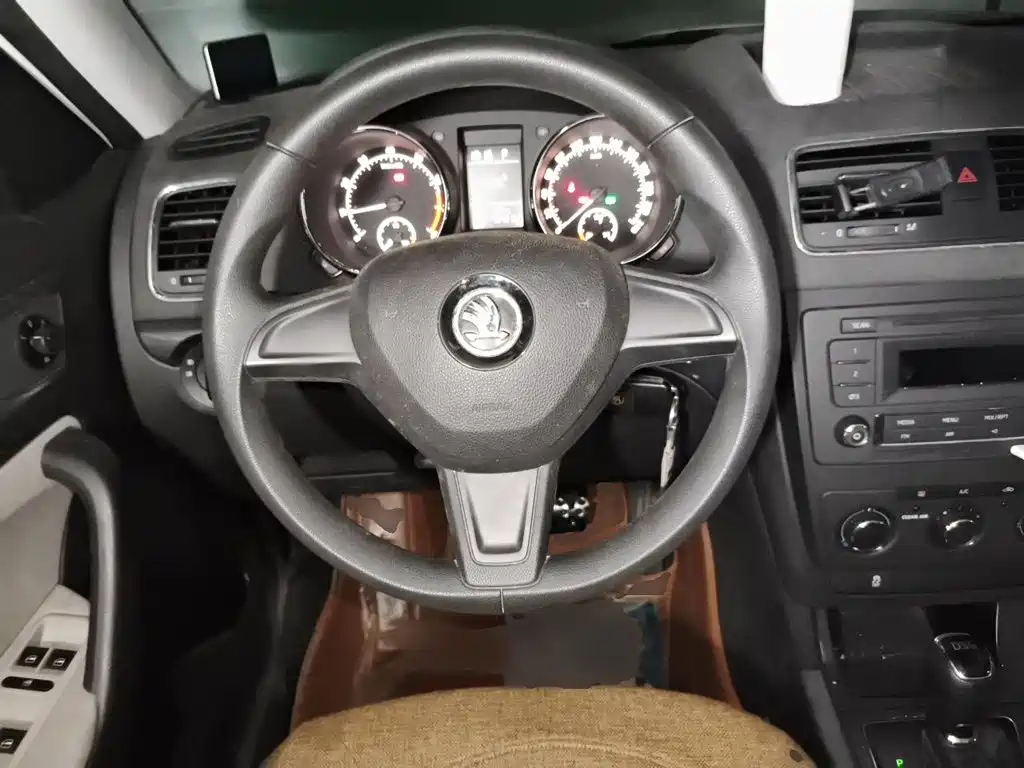 Skoda Yeti — миниатюра 3