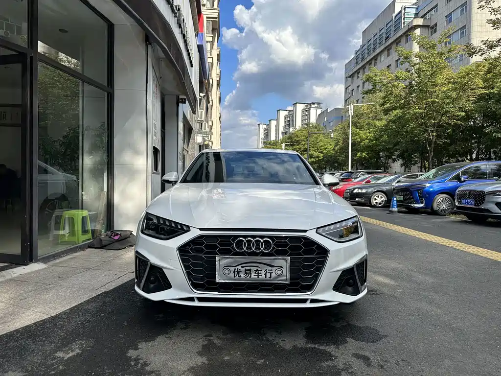 Audi A4L — миниатюра 2