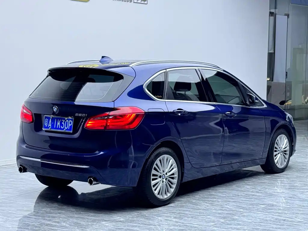 BMW 2 Series Active Tourer (Import) — миниатюра 4