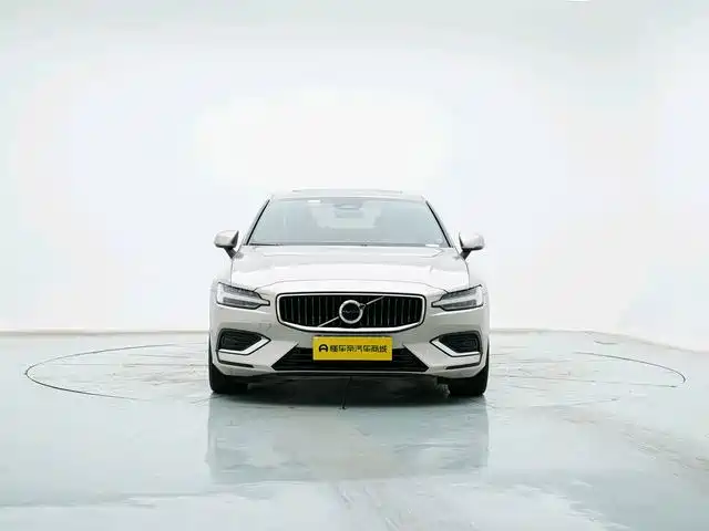 Volvo S60 — миниатюра 2