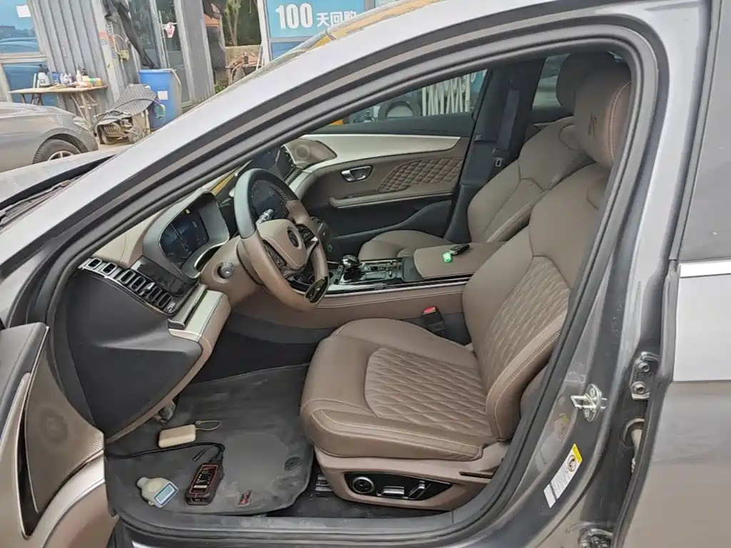 BYD Han — миниатюра 15