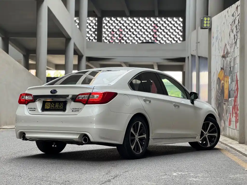Subaru Legacy — миниатюра 2