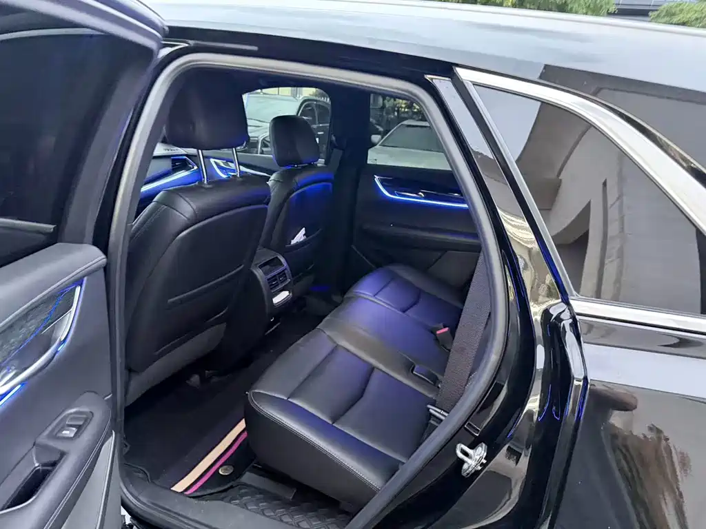 Cadillac XT5 — миниатюра 5
