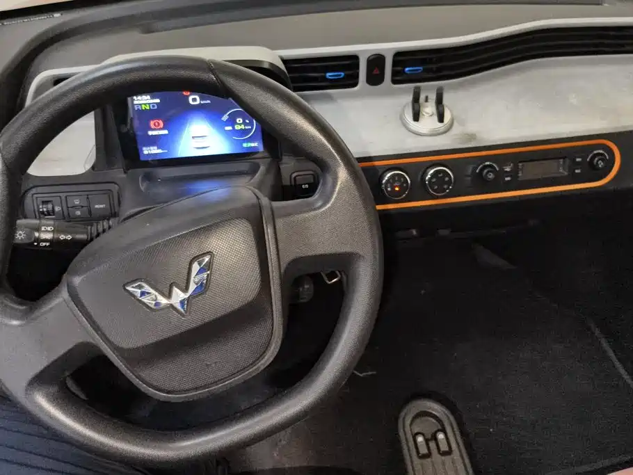 Wuling MINIEV — миниатюра 12