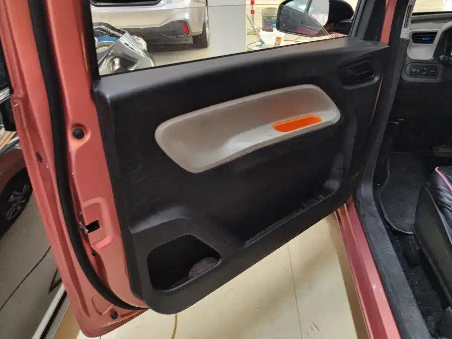 Wuling MINIEV — миниатюра 7
