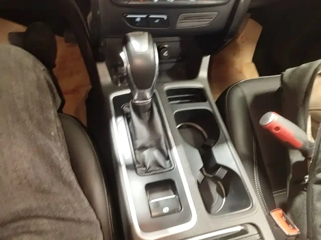 Ford Kuga — миниатюра 14