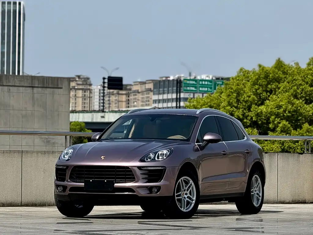Porsche Macan 2015