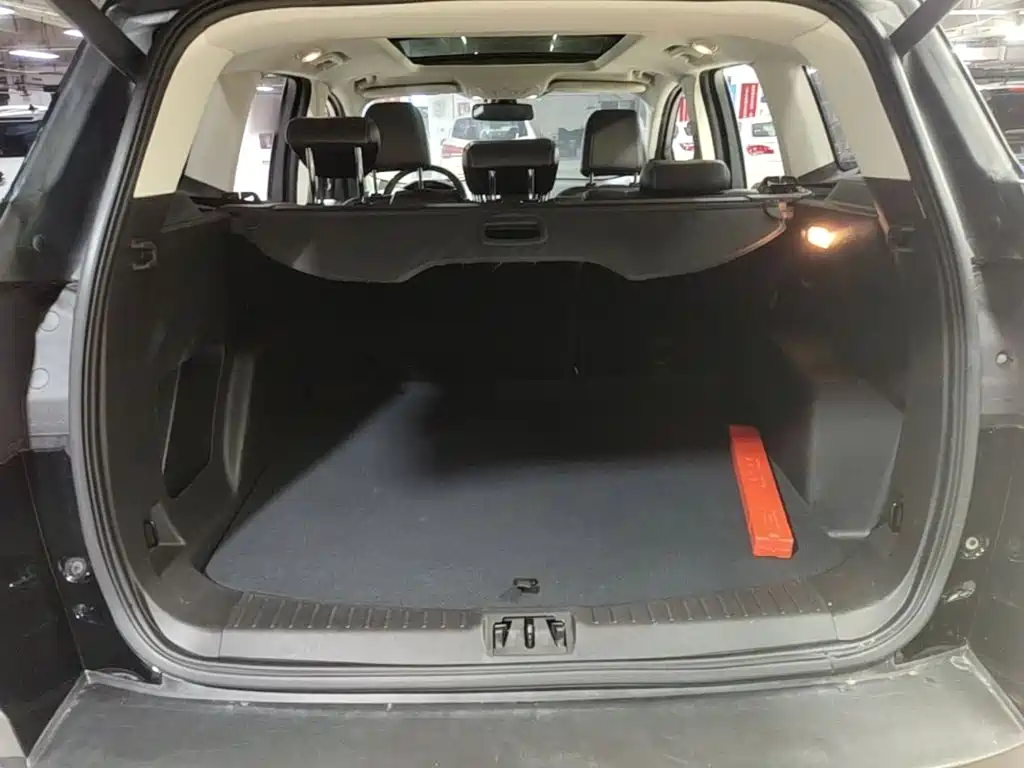 Ford Kuga — миниатюра 19