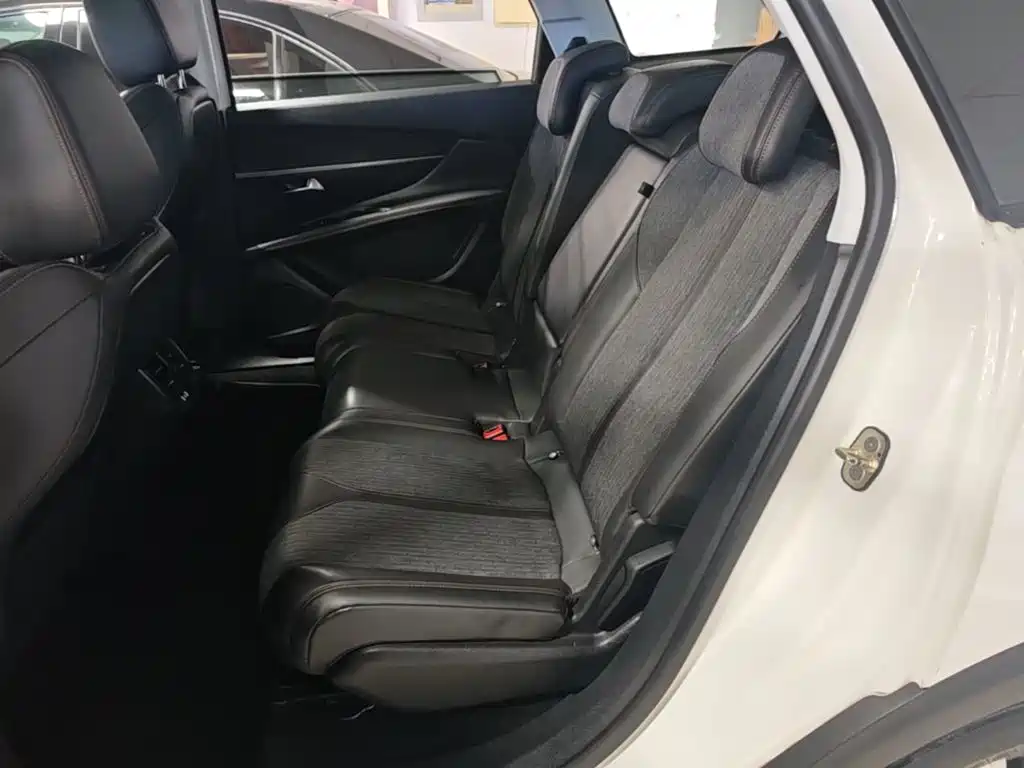 Peugeot 5008 — миниатюра 17