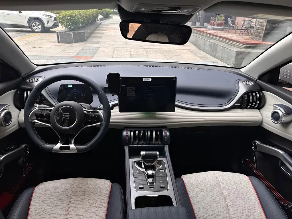 BYD Yuan Plus — миниатюра 10