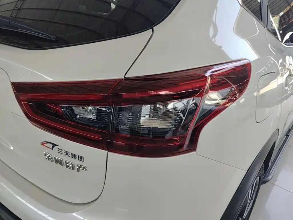 Nissan Qashqai — миниатюра 8