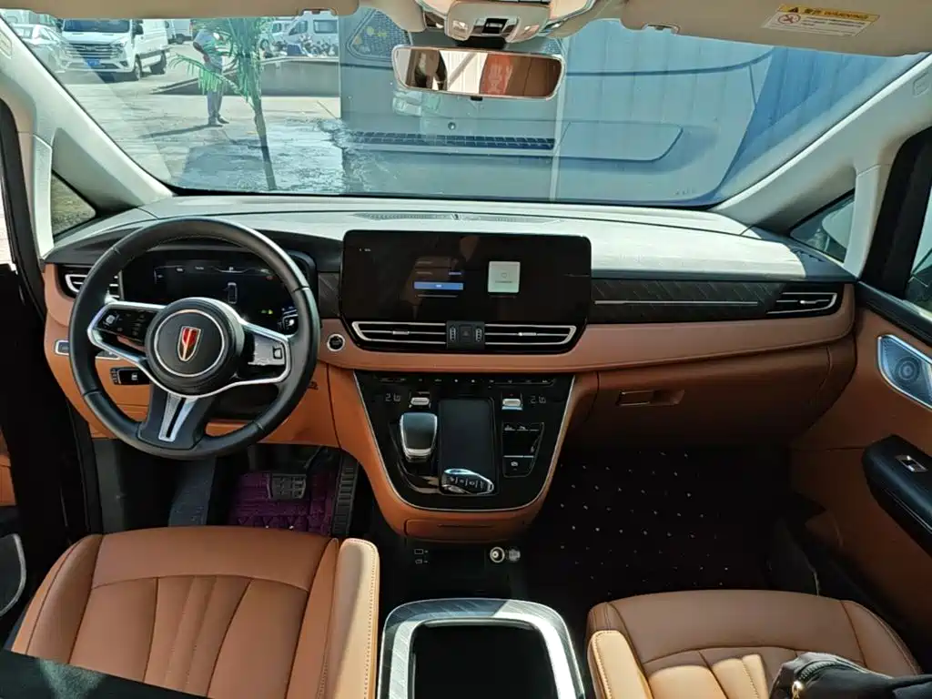 Hongqi Hongqi HQ9 PHEV — миниатюра 10