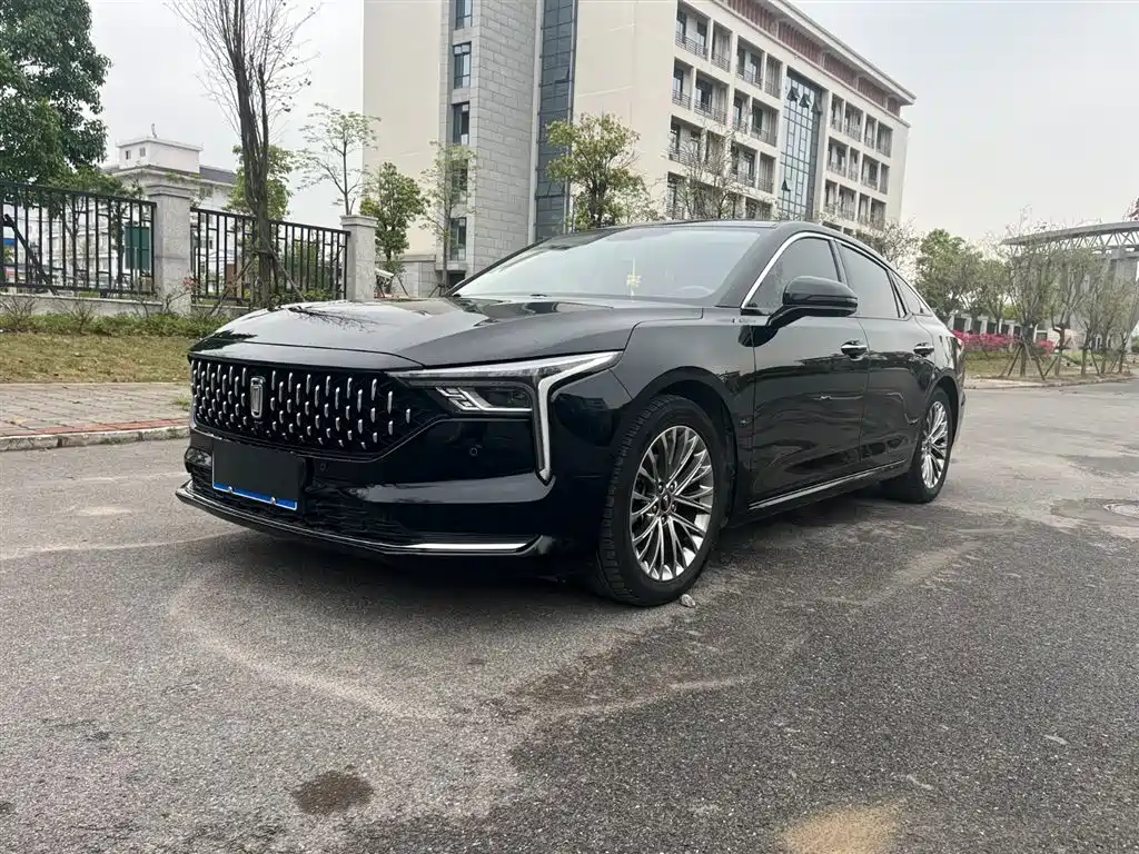 2023 Bestune B70 - zdjęcie 1 z 11
