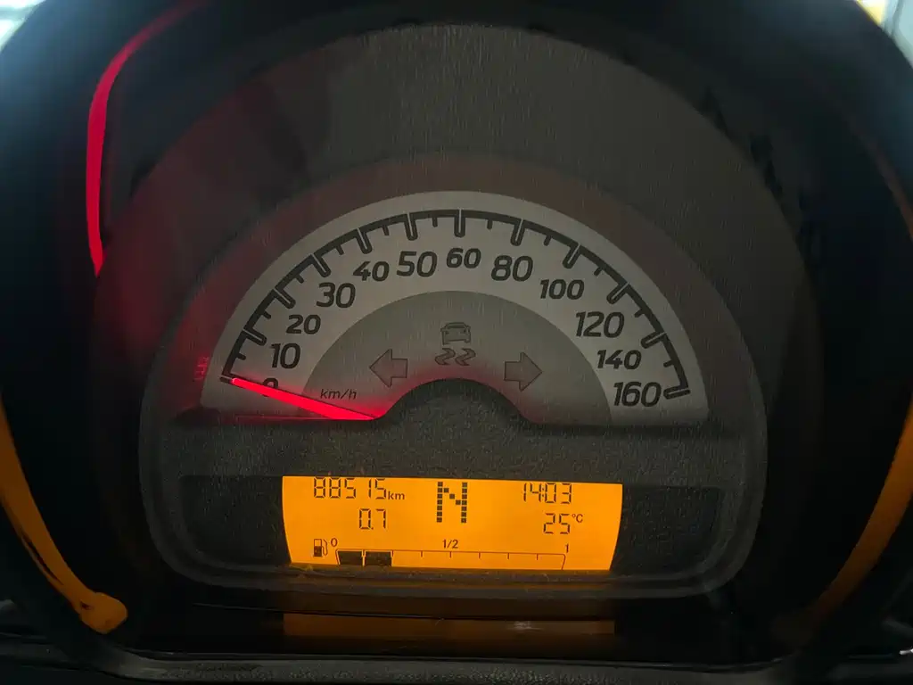 smart Smart Fortwo — миниатюра 12