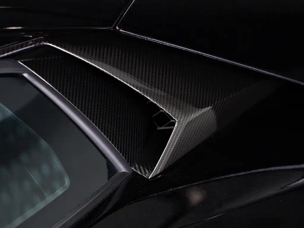 Lamborghini Aventador — миниатюра 31