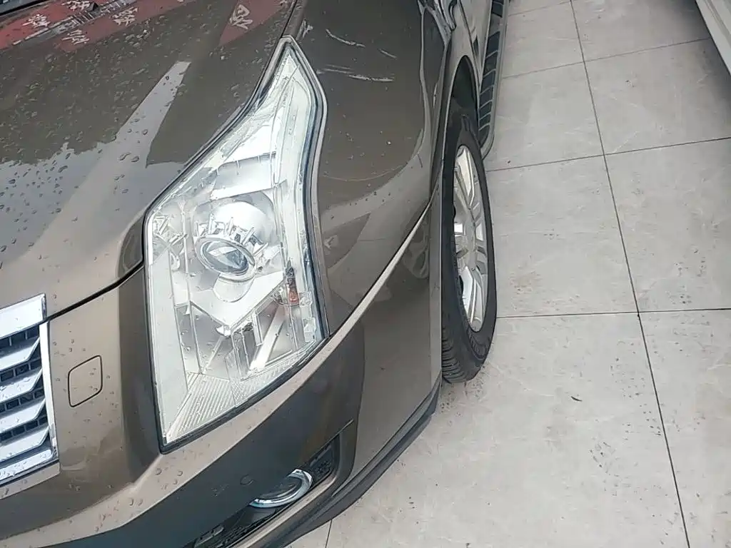 Cadillac SRX — миниатюра 24