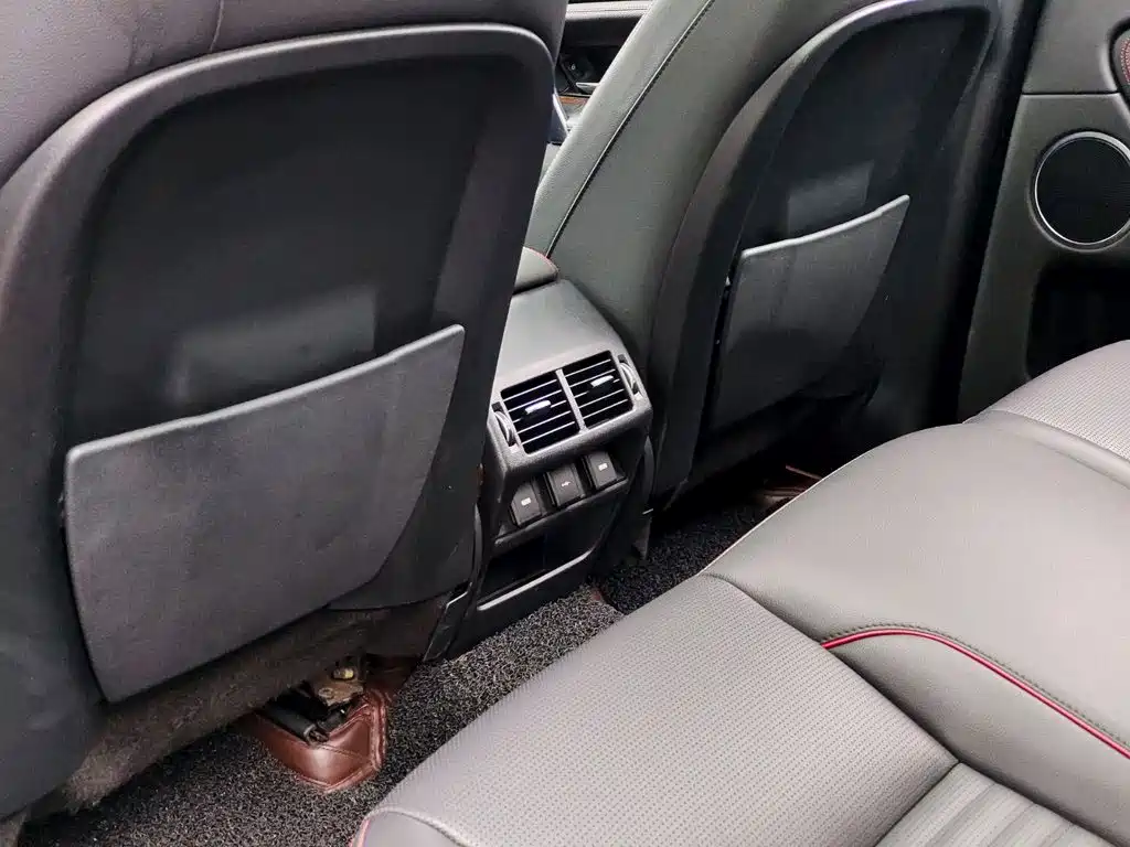 Land Rover Discovery Sport — миниатюра 9