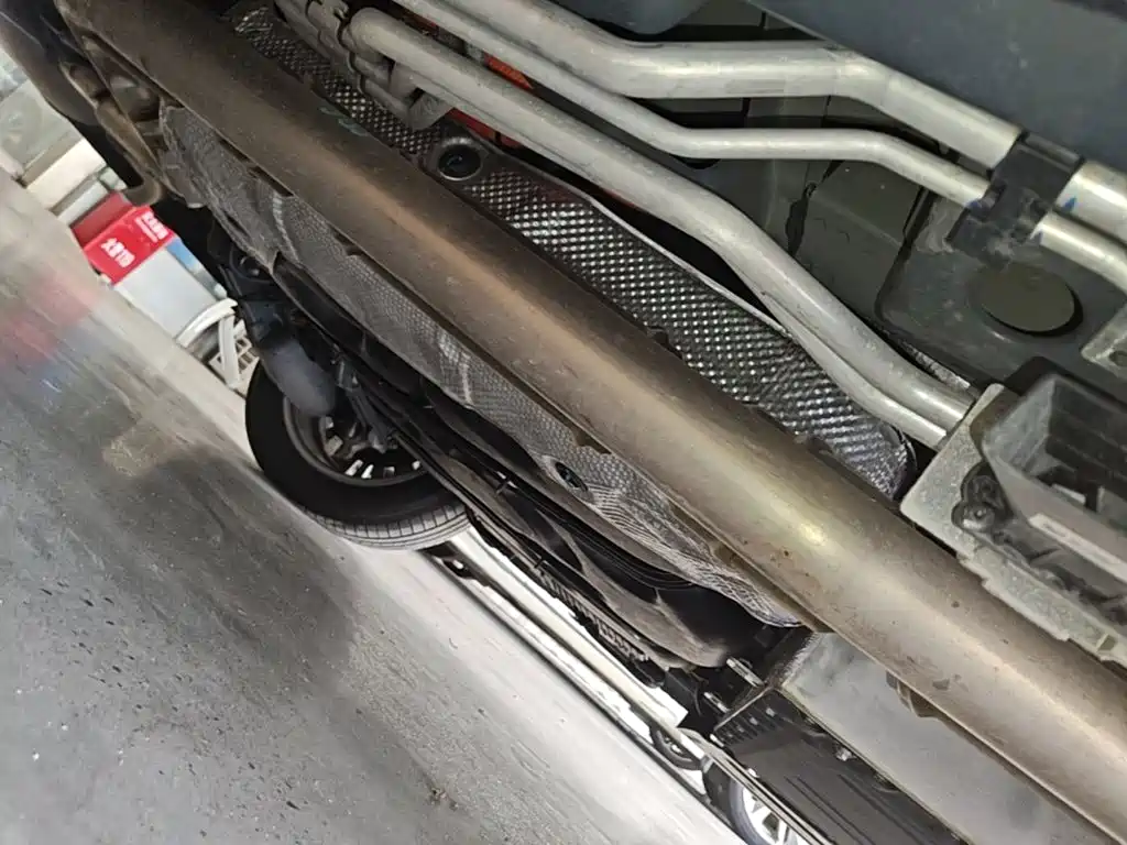 Buick GL8 Hybrid — миниатюра 4