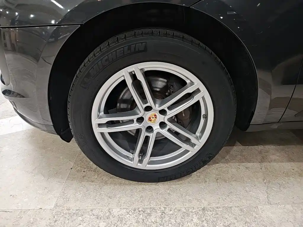 Porsche Macan — миниатюра 23