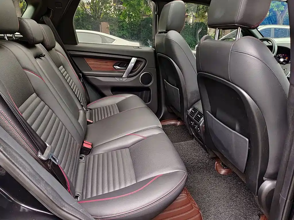 Land Rover Discovery Sport — миниатюра 11
